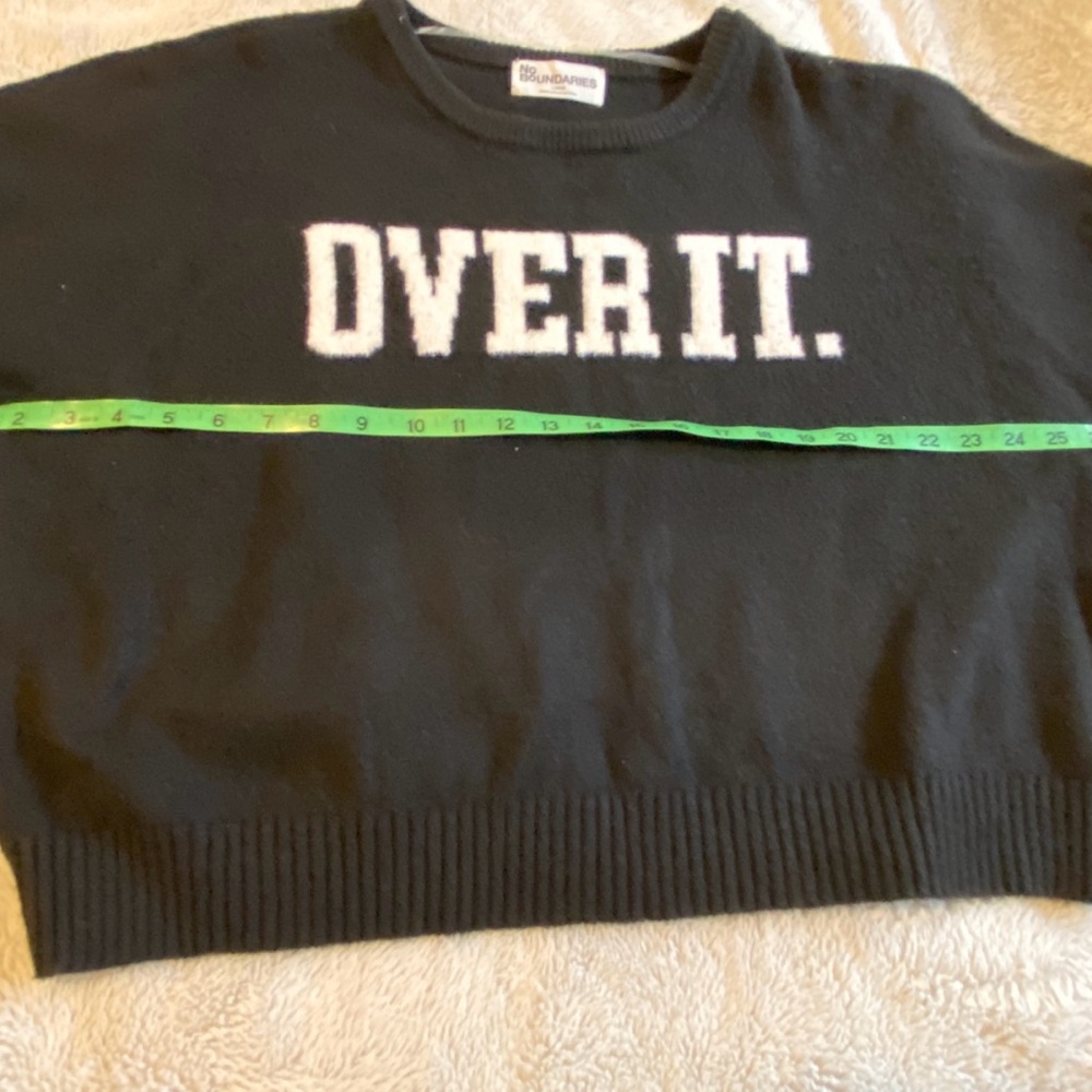 WOMANS-NO BOUNDARIES CREWNECK CROPPED SWEATER SIZE Large (12-14) - Picture 7 of 8